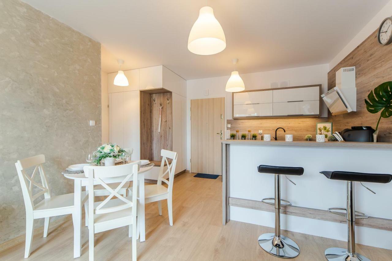 Apartamenty Familijne- Os Feniks كولوبرزيغ المظهر الخارجي الصورة